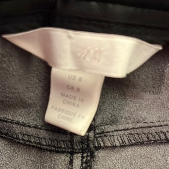 H&M Black Straight Leg Pants Modern Fit - Picture 8 of 8